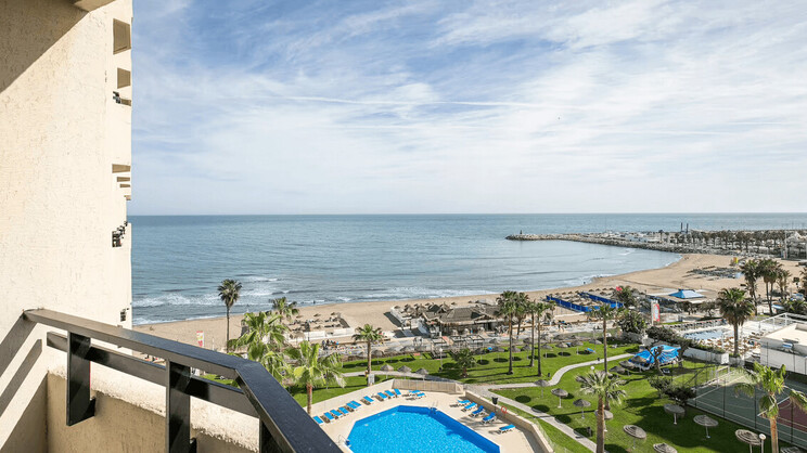 1 Bedroom Apartment Puerto Marina View 